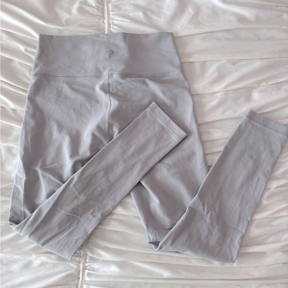Aritzia Tnaction Leggings - Picture 4 of 4